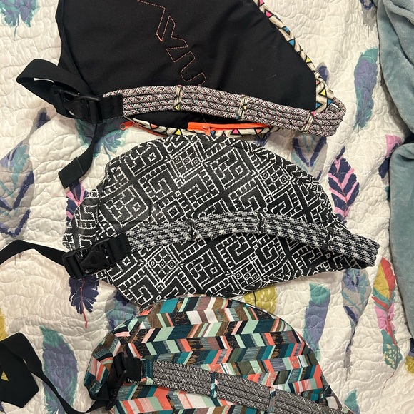 3 KAVU crossbody backpacks. No tears, no stains. - Picture 2 of 3